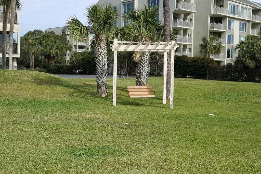 Seaforever-King Bed, Ocean Views With Beach Bikes Hilton Head Island Exterior photo